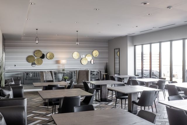 595 S 60th Street 303, West Des Moines, IA 50266