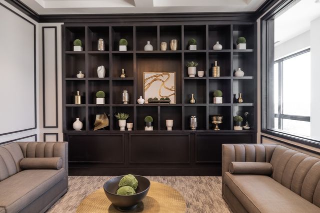 595 S 60th Street 303, West Des Moines, IA 50266