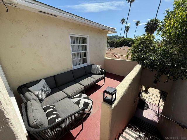 444 Bonair Street, La Jolla, CA 92037