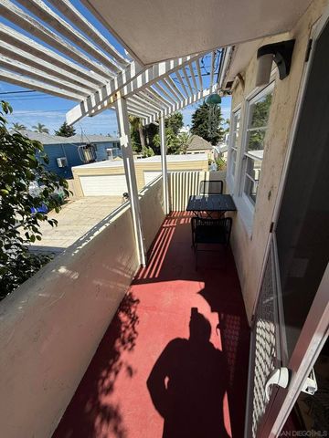 444 Bonair Street, La Jolla, CA 92037