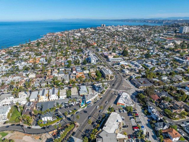 444 Bonair Street, La Jolla, CA 92037