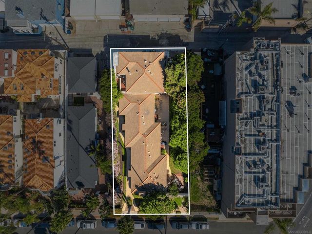 444 Bonair Street, La Jolla, CA 92037