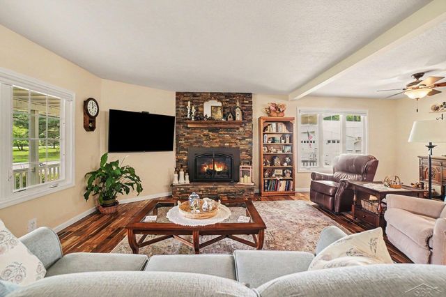 3850 S Fenmore Road, Merrill, MI 48637