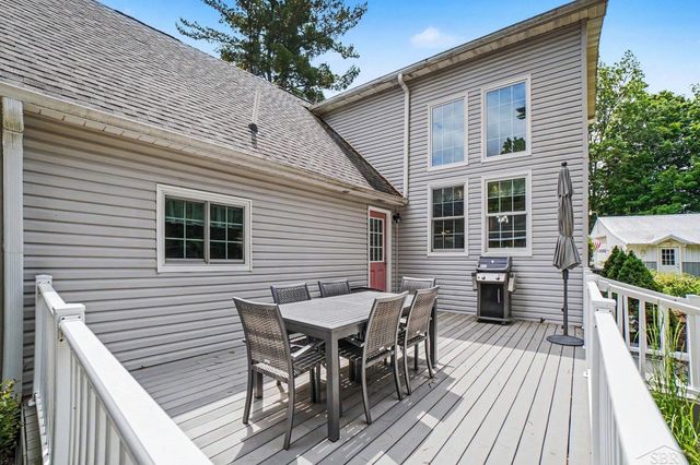 3850 S Fenmore Road, Merrill, MI 48637