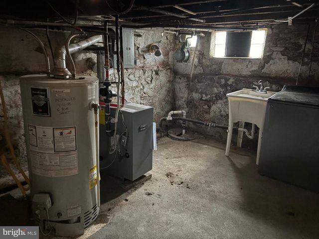 6912 TULIP ST, Philadelphia, PA 19135