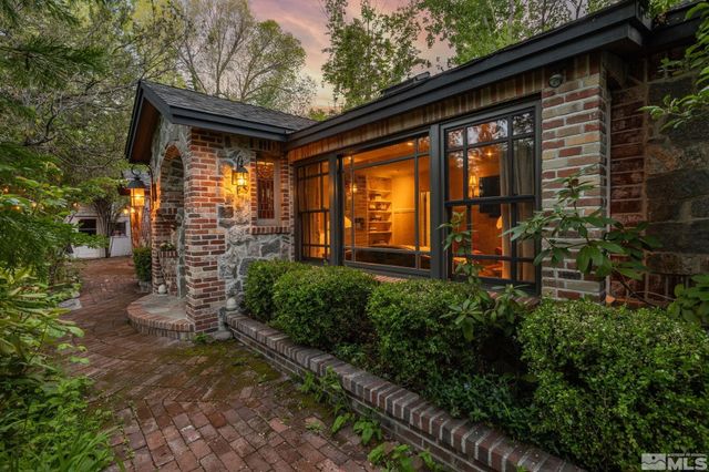 1555 S Marsh Avenue, Reno, NV 89509