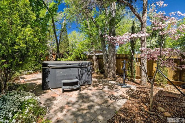 1555 S Marsh Avenue, Reno, NV 89509