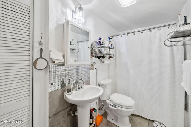 1555 S Marsh Avenue, Reno, NV 89509