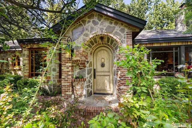 1555 S Marsh Avenue, Reno, NV 89509