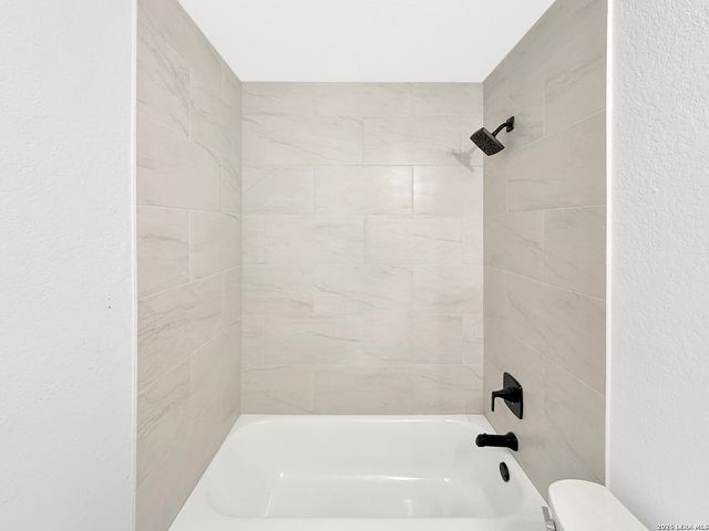 4019 Flowing Path, San Antonio, TX 78247