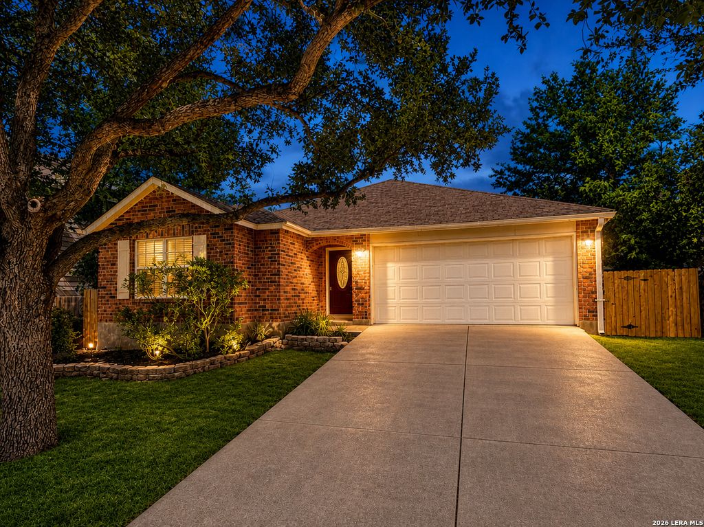 4019 Flowing Path, San Antonio, TX 78247