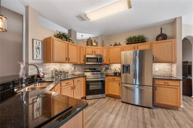 135 MINNIEHAHA CIRCLE, Haines City, FL 33844