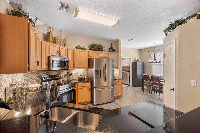 135 MINNIEHAHA CIRCLE, Haines City, FL 33844