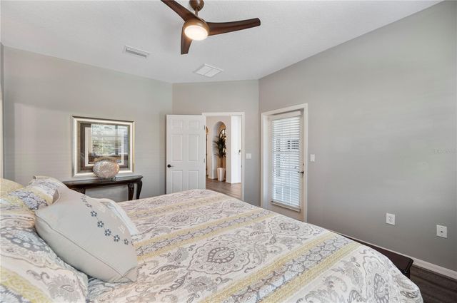 135 MINNIEHAHA CIRCLE, Haines City, FL 33844