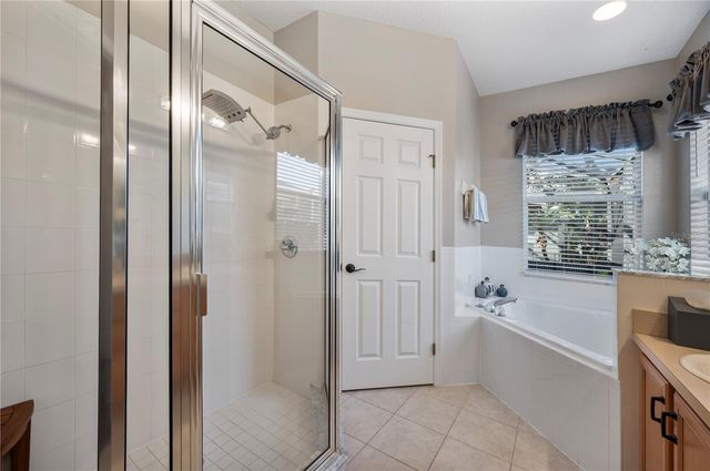 135 MINNIEHAHA CIRCLE, Haines City, FL 33844