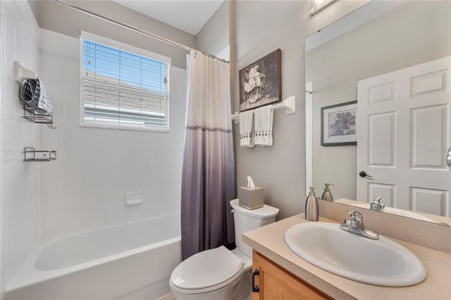 135 MINNIEHAHA CIRCLE, Haines City, FL 33844