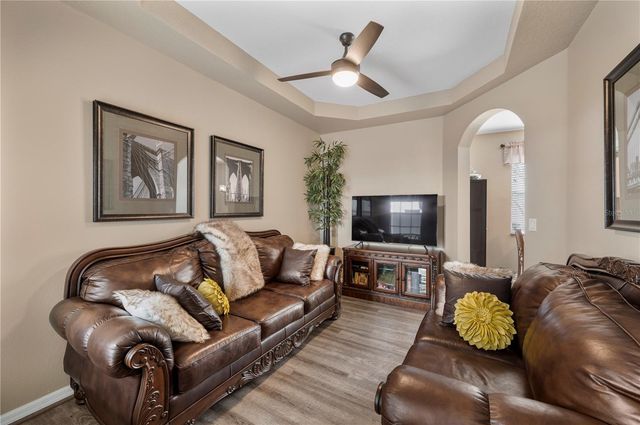 135 MINNIEHAHA CIRCLE, Haines City, FL 33844