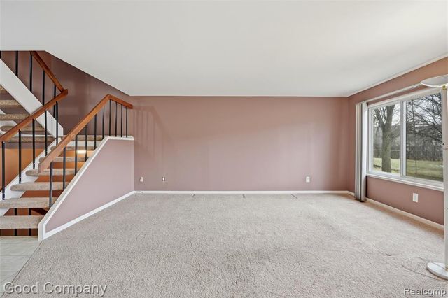 25035 Woodvale Drive, Southfield, MI 48034