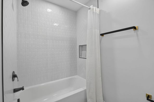 164 N 21st Street, Columbus, OH 43203