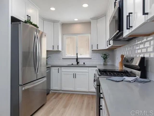 1817 Oakshire Court, San Diego, CA 92102