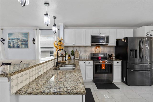 8824 Southwick DR, Austin, TX 78724