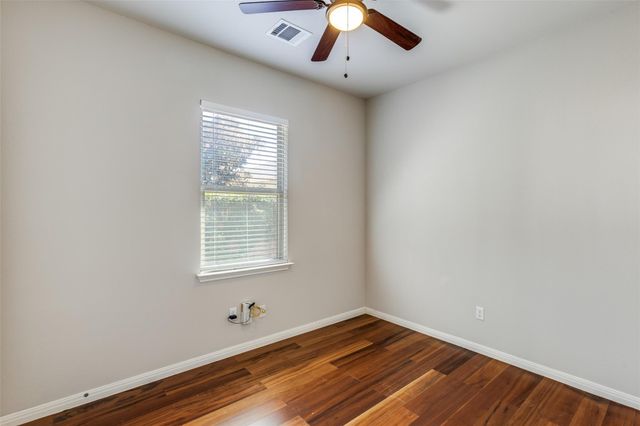 456 S Brook DR, Leander, TX 78641