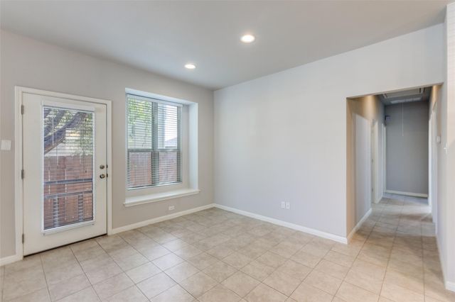 456 S Brook DR, Leander, TX 78641