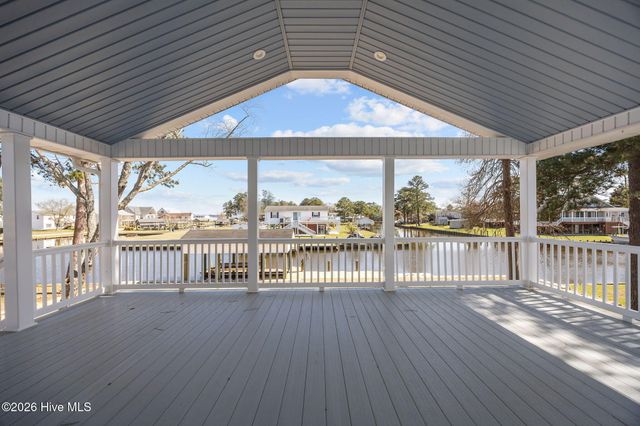 45 Riverview Drive, Chocowinity, NC 27817