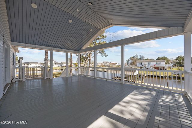 45 Riverview Drive, Chocowinity, NC 27817