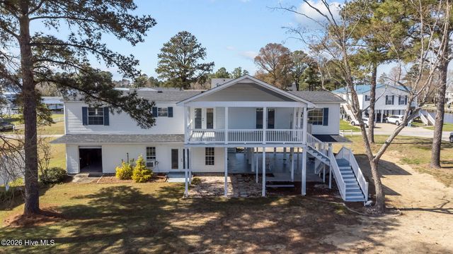 45 Riverview Drive, Chocowinity, NC 27817