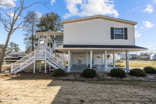 45 Riverview Drive, Chocowinity, NC 27817