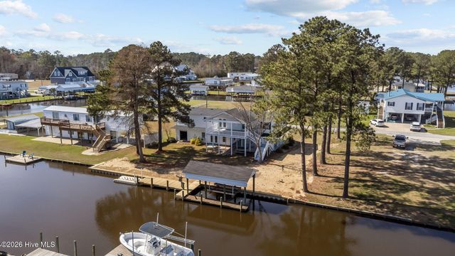 45 Riverview Drive, Chocowinity, NC 27817