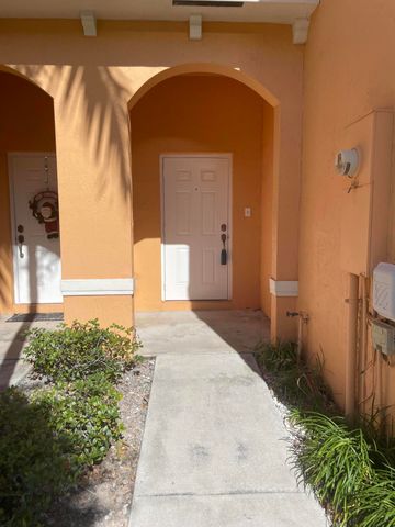 5135 SE Mariner Garden Circle, Stuart, FL 34997