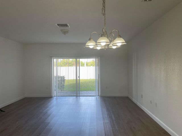 5135 SE Mariner Garden Circle, Stuart, FL 34997