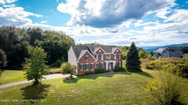 32 Sanford Drive, New Paltz, NY 12561