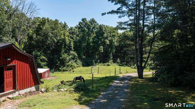 615 Route 165, Preston, CT 06365