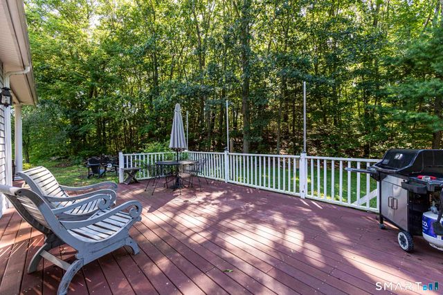 615 Route 165, Preston, CT 06365