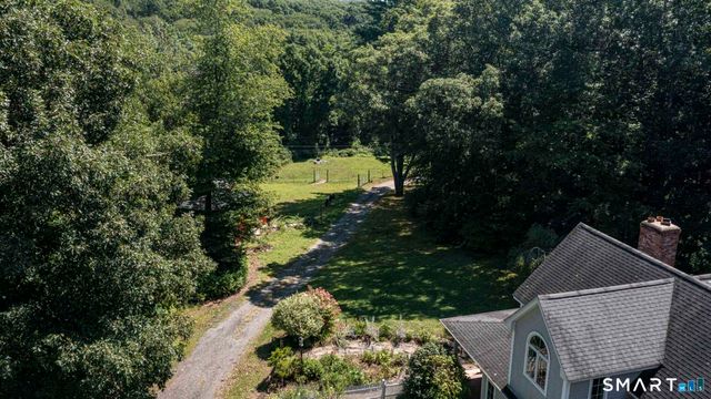 615 Route 165, Preston, CT 06365