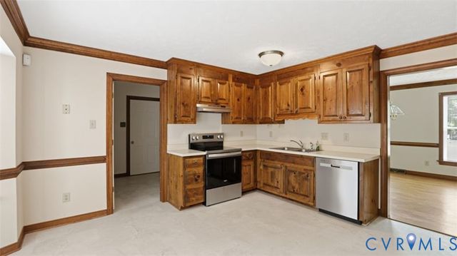 7240 Hanover Grove Ln, Mechanicsville, VA 23111