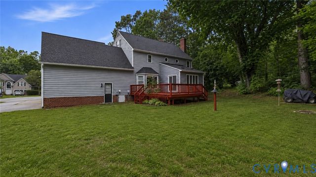 7240 Hanover Grove Ln, Mechanicsville, VA 23111