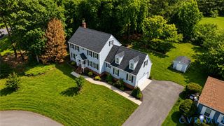 7240 Hanover Grove Ln, Mechanicsville, VA 23111
