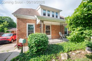 11 Leonore Street, Mount Clemens, MI 48043