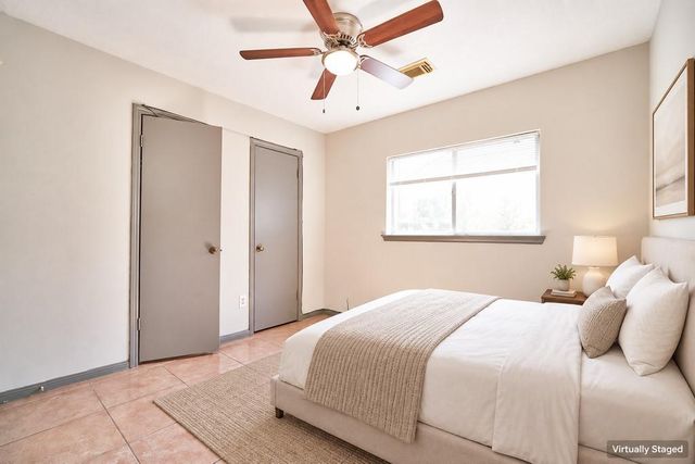 7811 Londres Drive, Houston, TX 77083