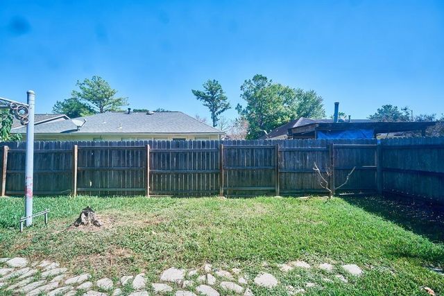 7811 Londres Drive, Houston, TX 77083