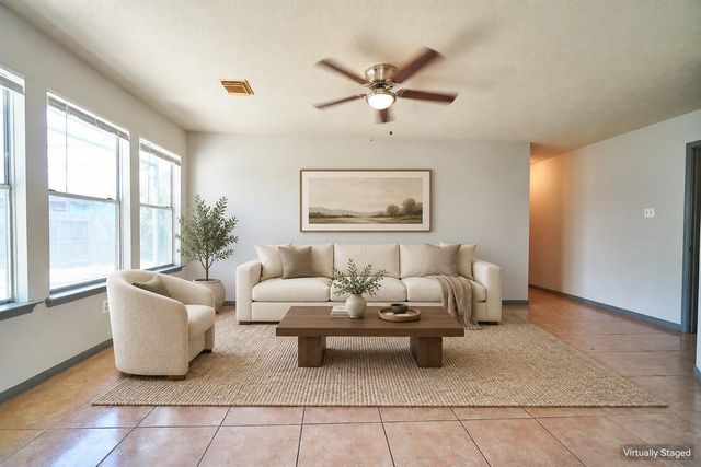 7811 Londres Drive, Houston, TX 77083