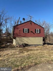 851 MINSI TRAIL, Perkasie, PA 18944