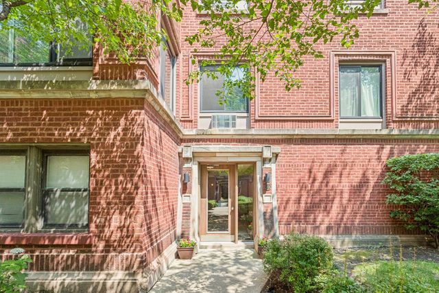 906 W Sunnyside Avenue 1B, Chicago, IL 60640