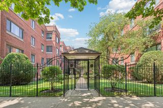 906 W Sunnyside Avenue 1B, Chicago, IL 60640