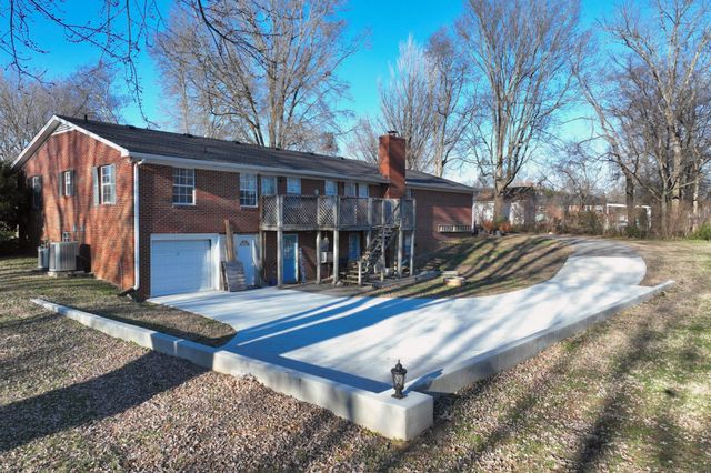 939 Sunset Dr, Gallatin, TN 37066