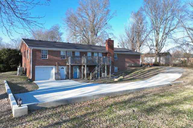 939 Sunset Dr, Gallatin, TN 37066